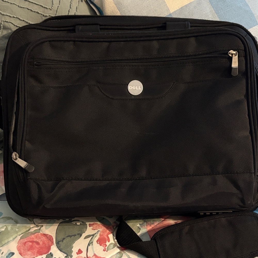 Dell Professional Black Laptop Messenger Bag